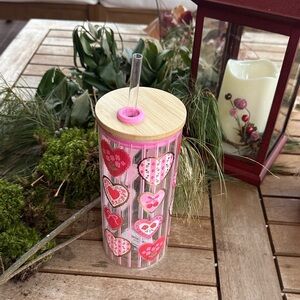 Clementine Valentine’s Day heart glass tumbler 20 oz